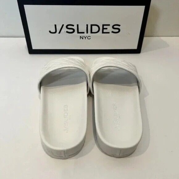 New J/Slides Edge Leather Slide Sandals Slip On White Quilted Comfortable NIB - Picture 3 of 4